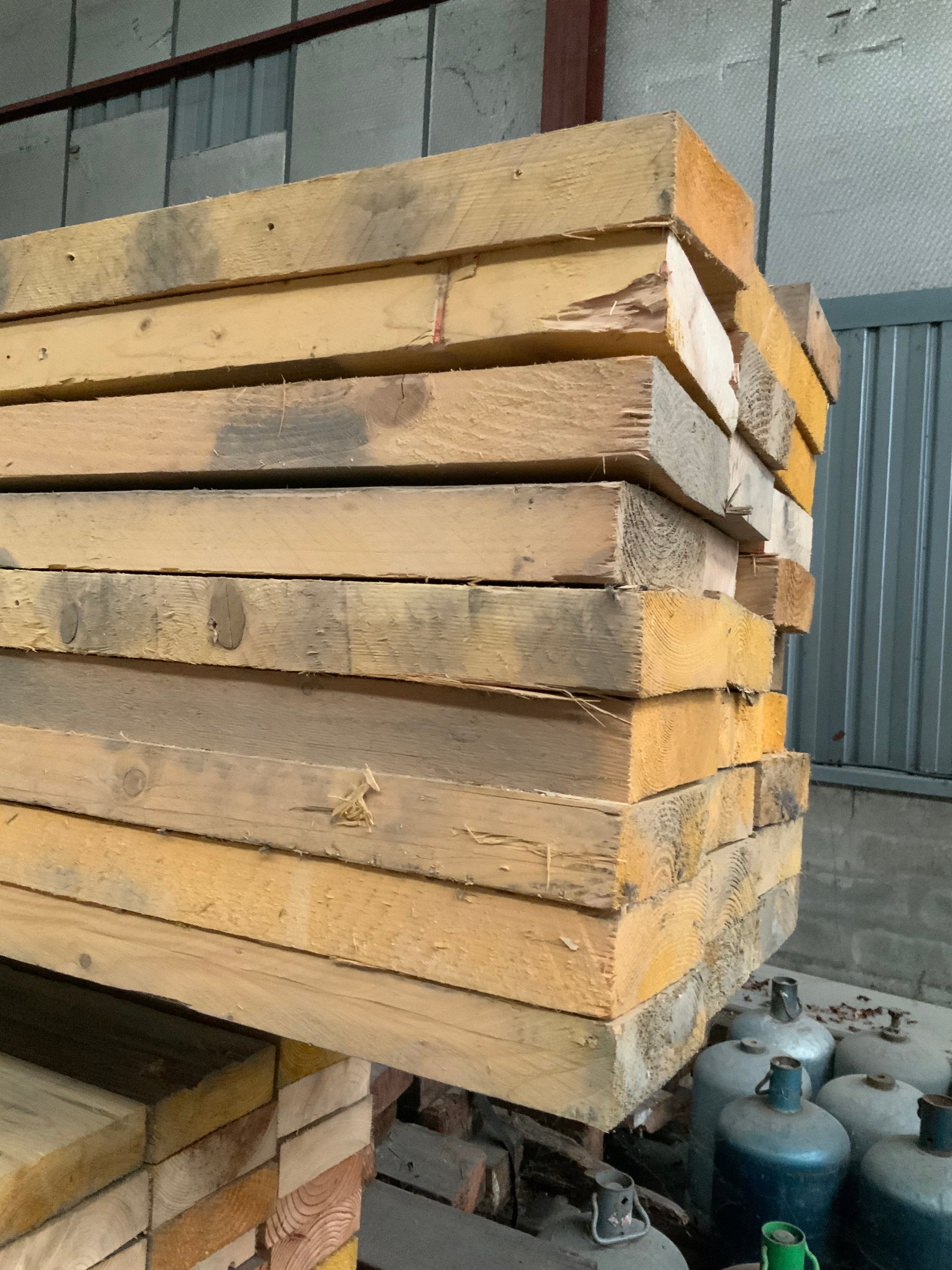 Ossature pin section 145x45mm